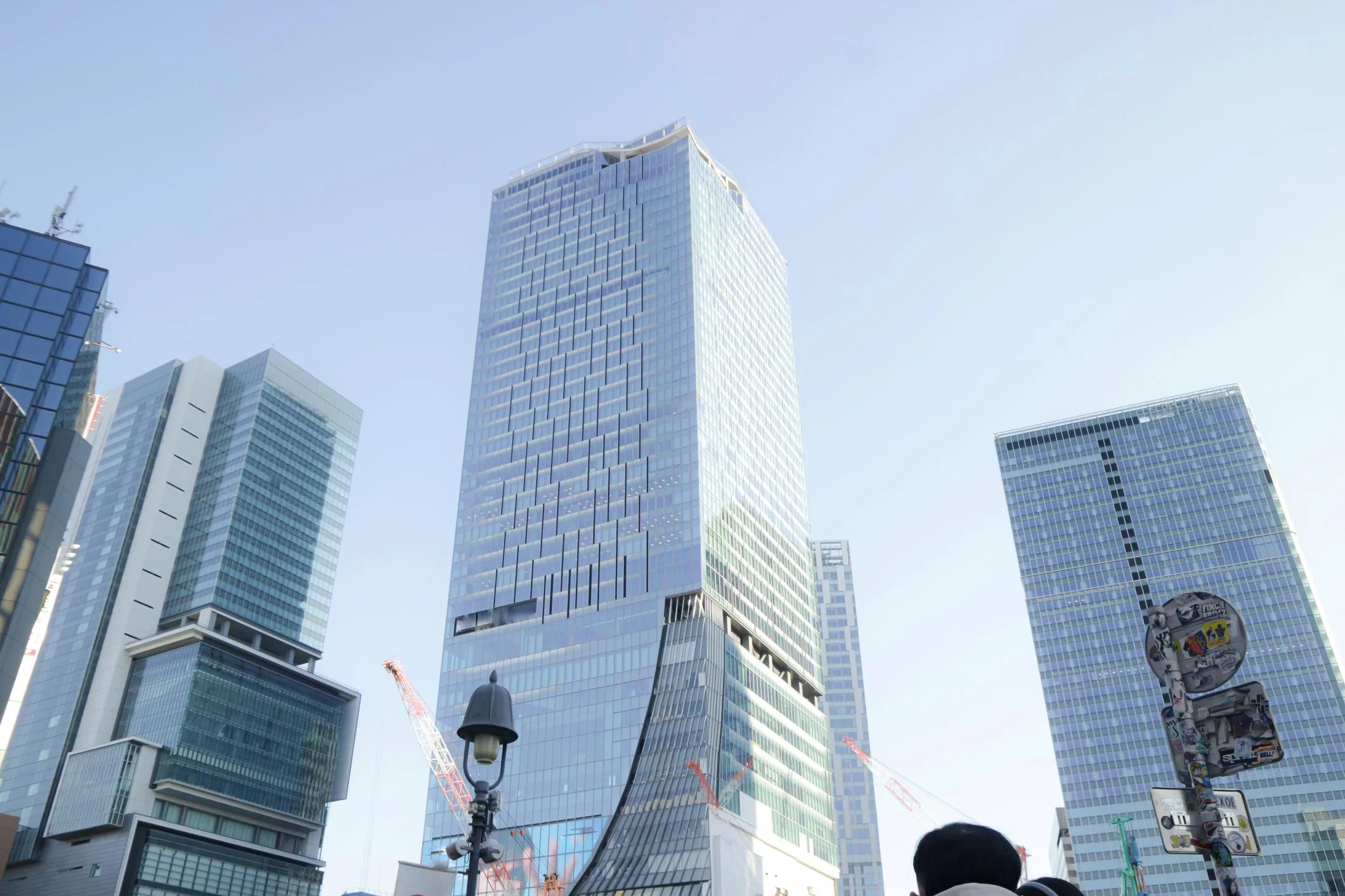 横浜